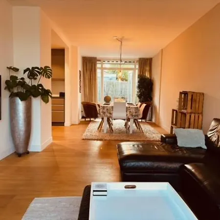 Beautiful House At Beach, Sea And Dunes Apartment Wijk aan Zee